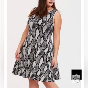 Torrid Black Snakeskin Print Sweater Dress, Size 3